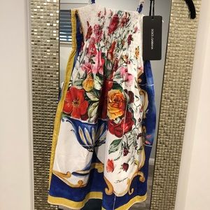 Dolce & Gabbana dress kids size 6 new w tags